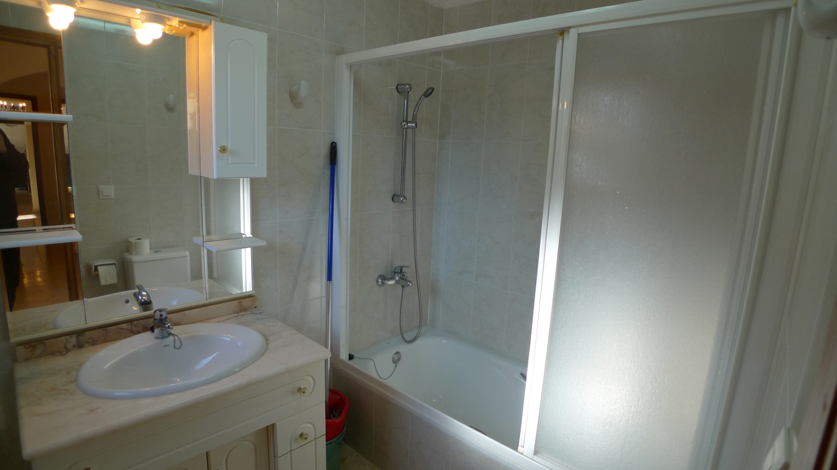 001813C3 - Villa a la venta en Orba situada en una parcela llana