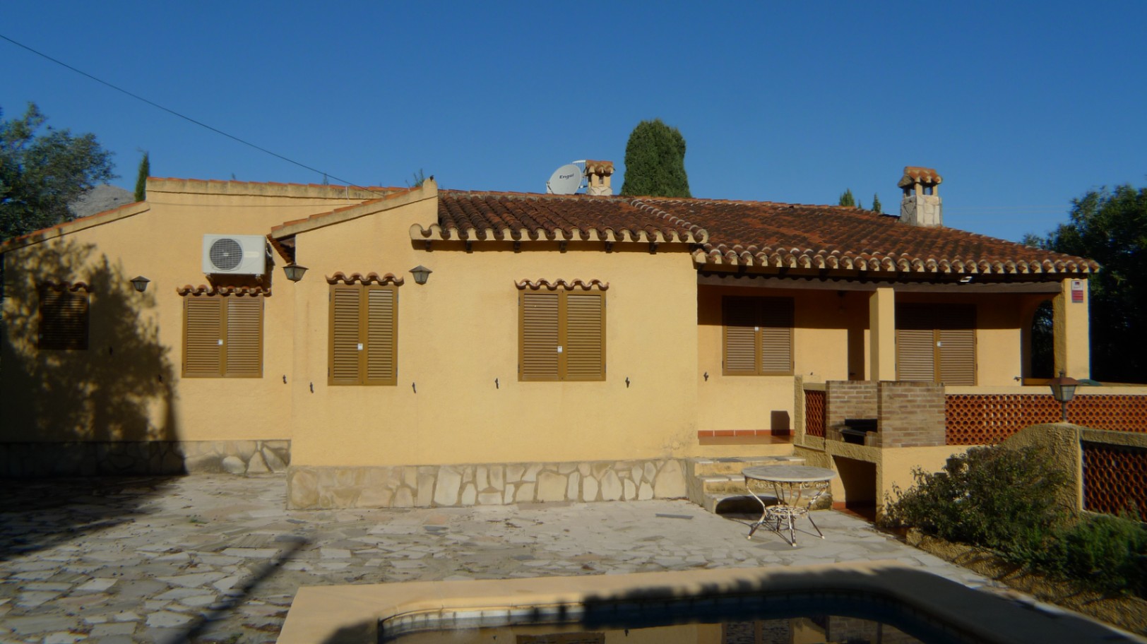 001813C3 - Villa a la venta en Orba situada en una parcela llana