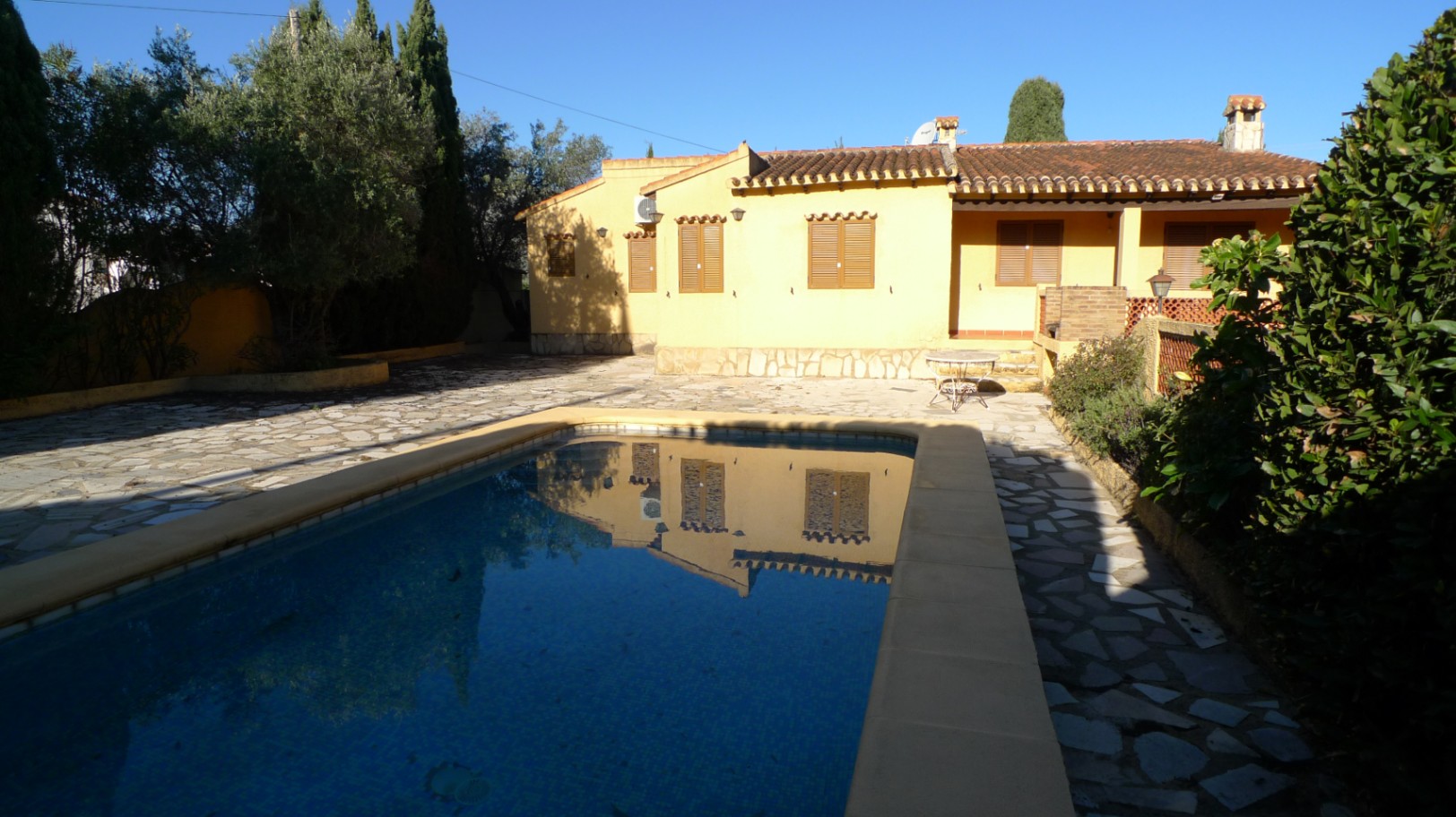 001813C3 - Villa a la venta en Orba situada en una parcela llana