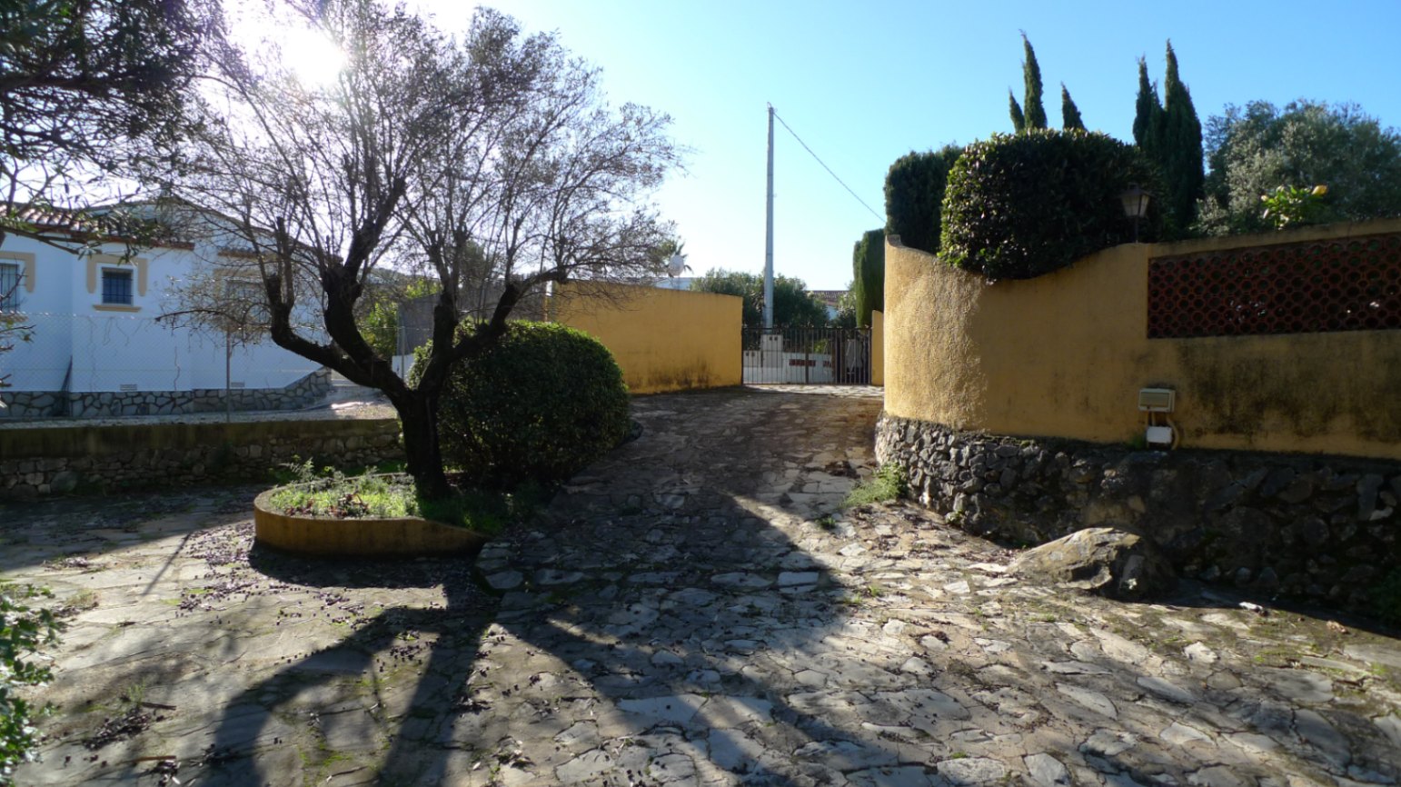 001813C3 - Villa a la venta en Orba situada en una parcela llana