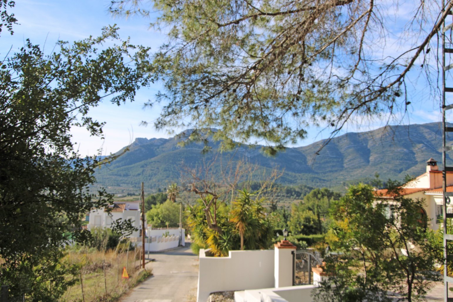 001834 - Grundstück zu verkaufen in Alcalalí
