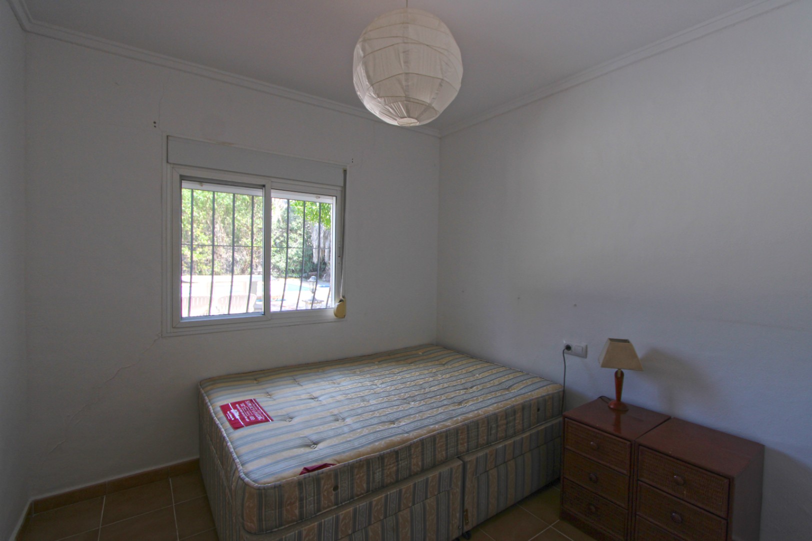 001855PGI - Chalet a la venta situado en una parcela llana en Orba