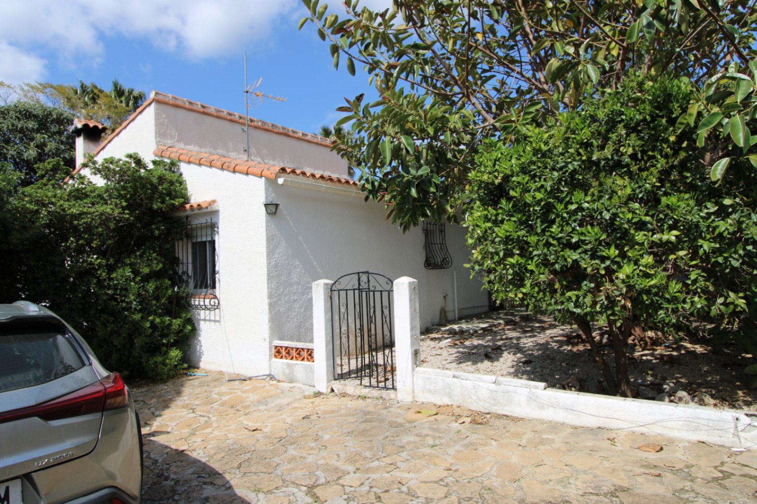 001855PGI - Chalet a la venta situado en una parcela llana en Orba