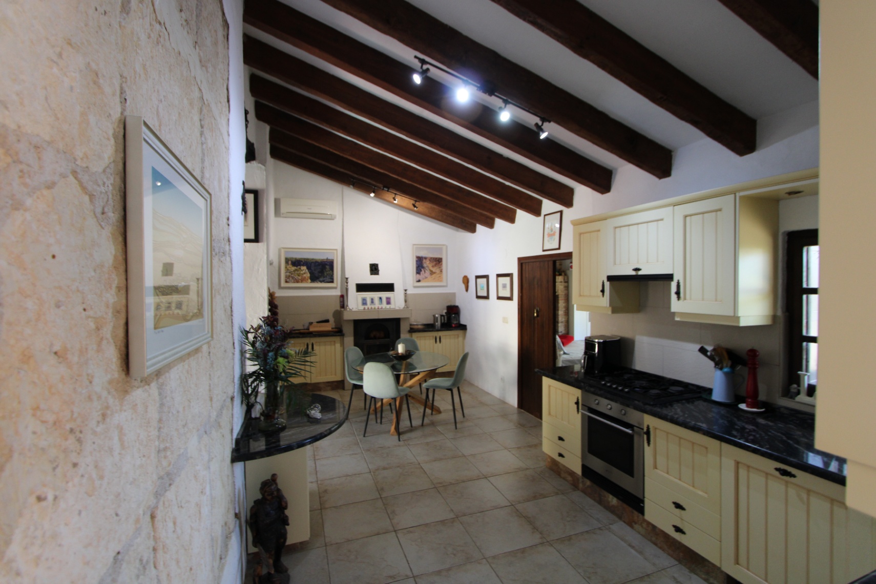 001917PGI - Villa estilo finca a la venta en Jalón