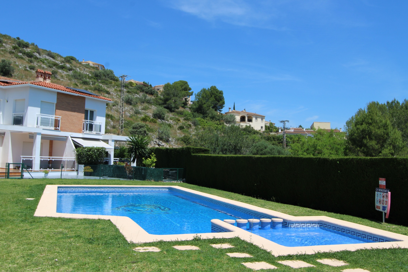 001880C3 - Villa adosada a la venta en Alcalali