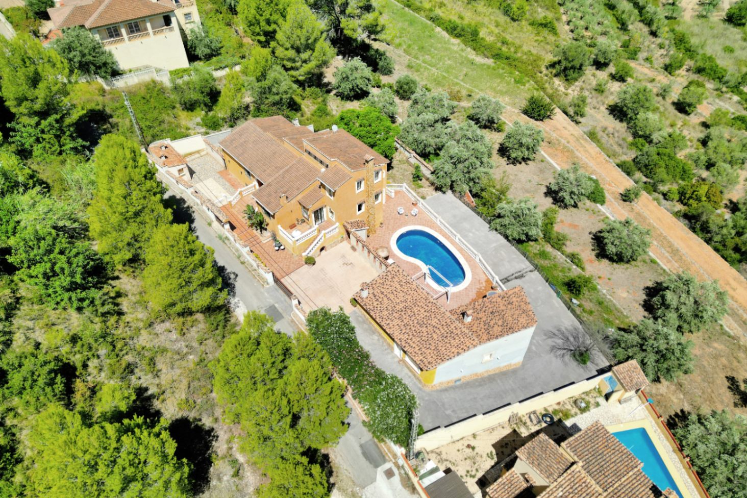 Villa with pool for sale Orba
