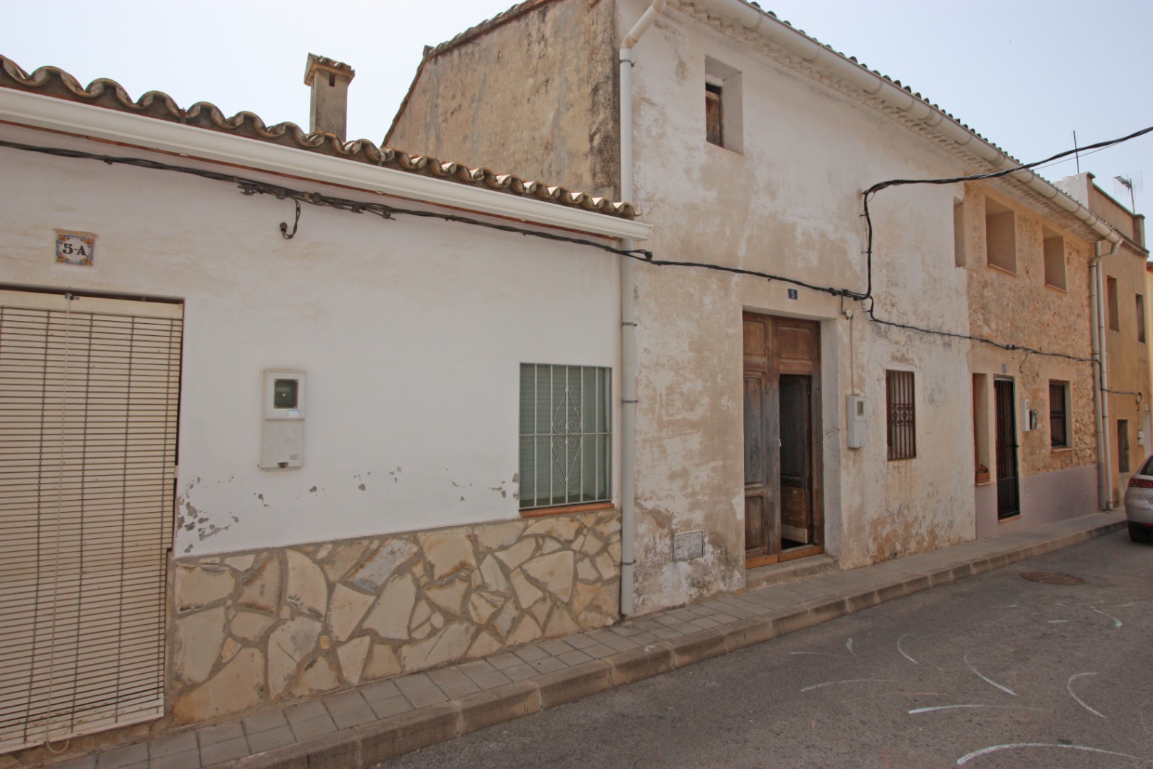 Village house in Tormos 