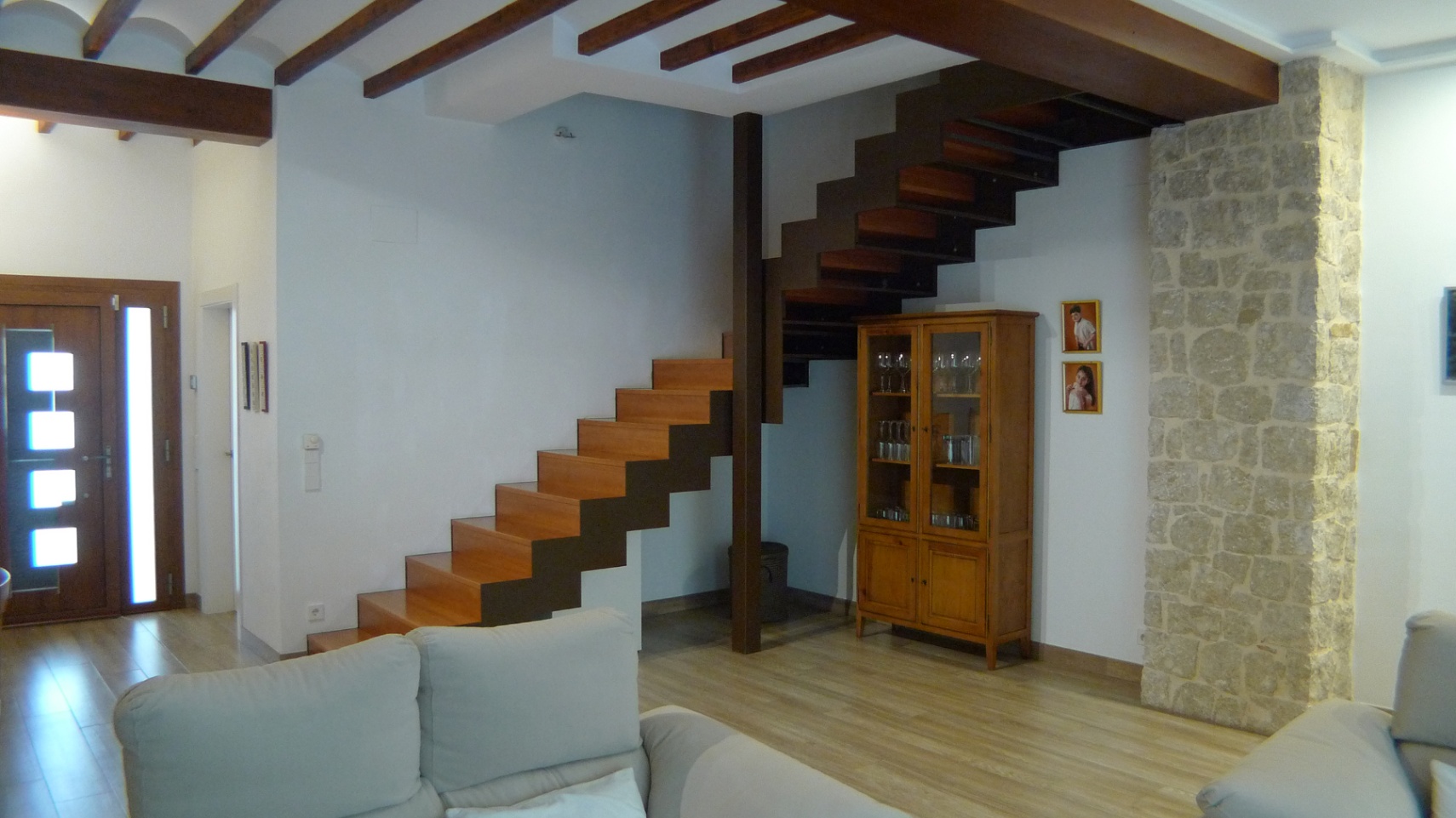 Spectaculaire maison de ville rénovée à vendre à Jalón