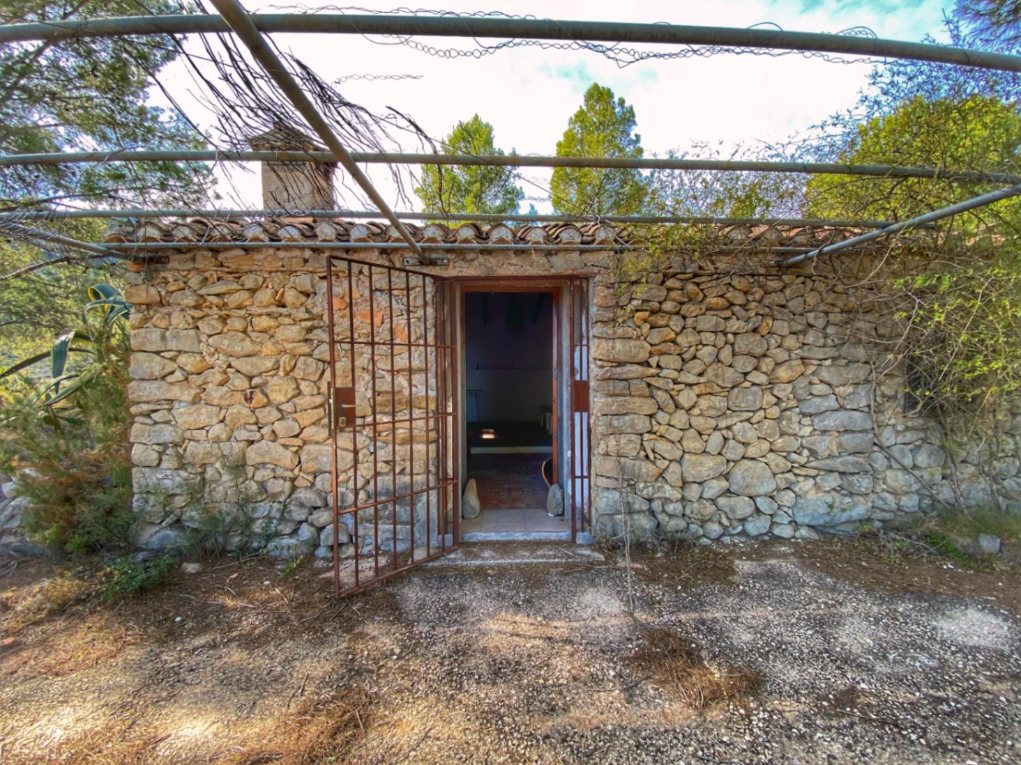 001420 - Parcela a la venta en Jalón con una ubicación fantástica