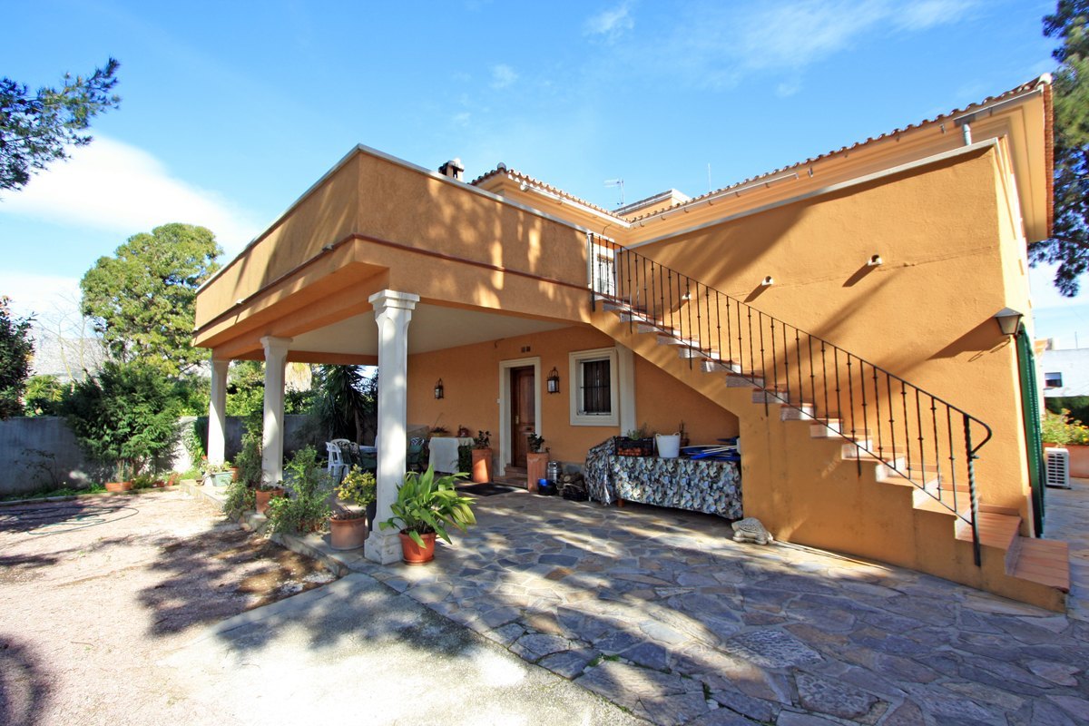 Villa in Ondara 