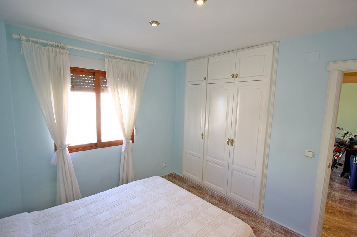 414 - Venta.  en Denia