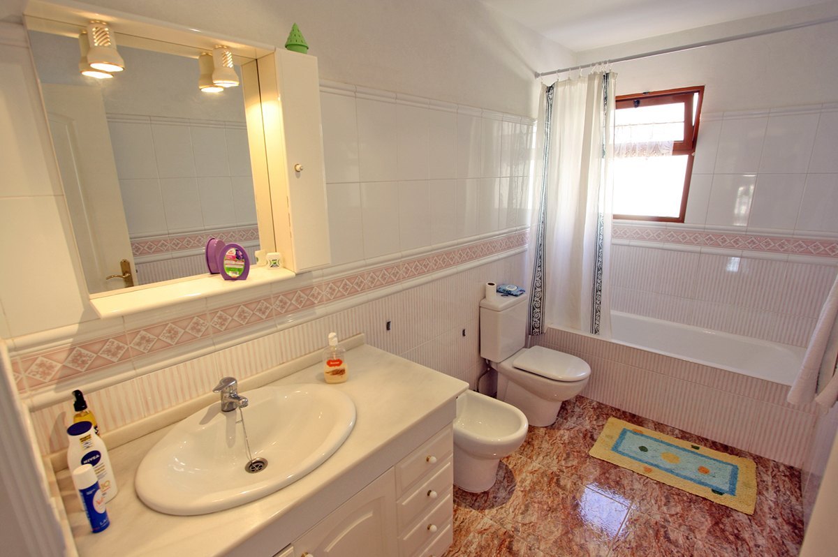 414 - Venta.  en Denia