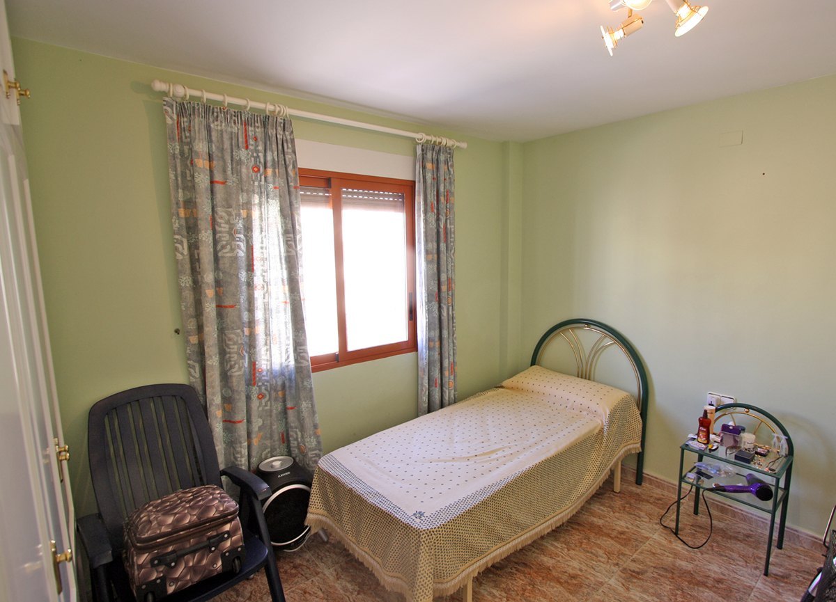 414 - Venta.  en Denia