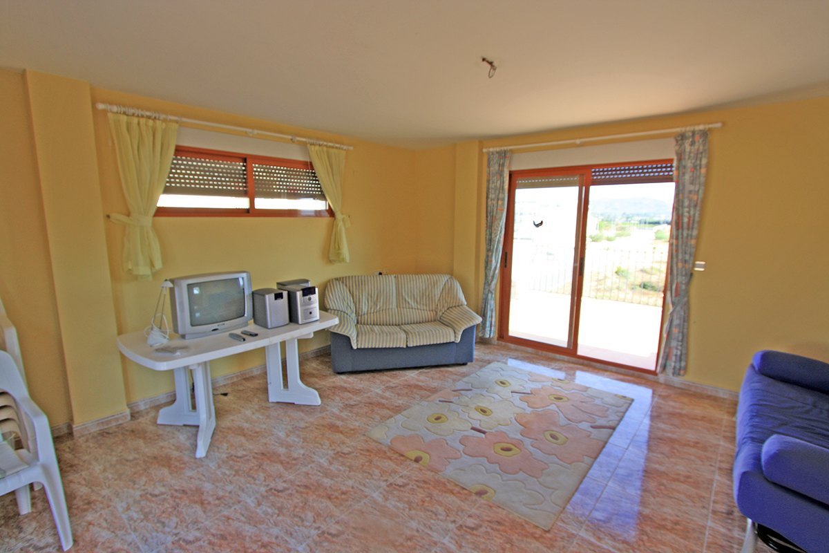 414 - Venta.  en Denia