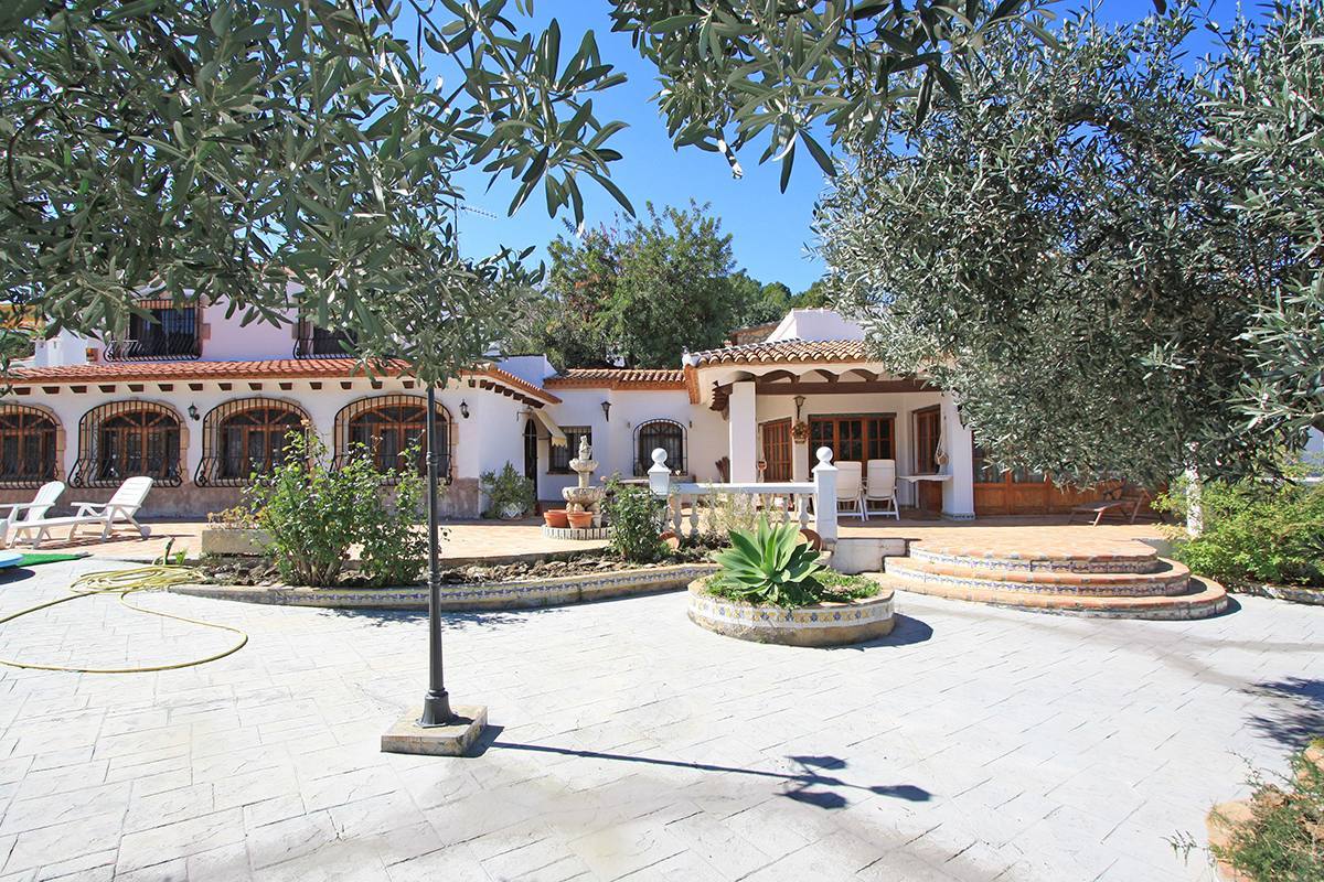 Villa in Oliva 