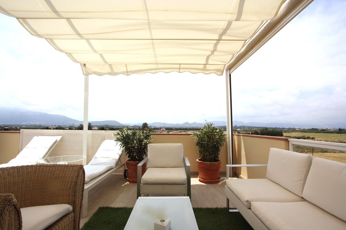 00659 - Venta.  en Denia