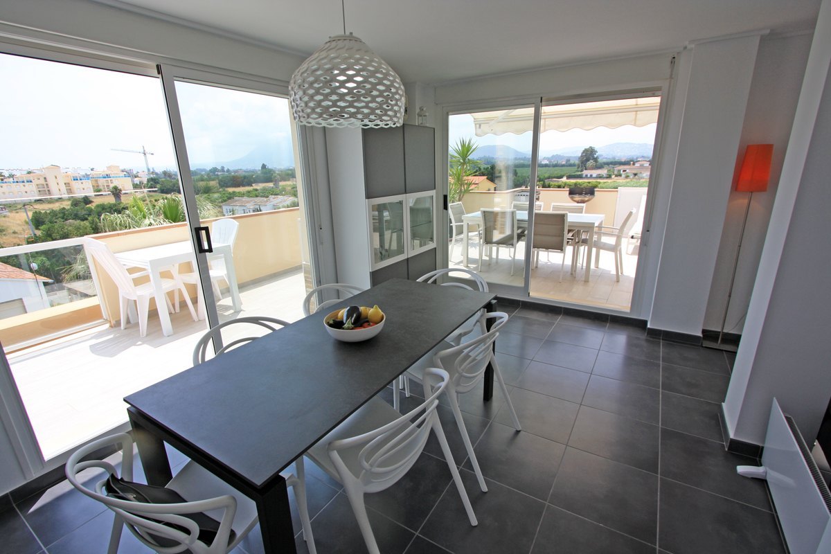 00659 - Venta.  en Denia